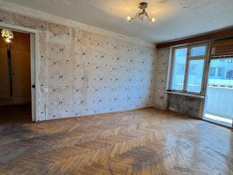 2 otaqlı köhnə tikili - Elmlər Akademiyası m. - 60 m²