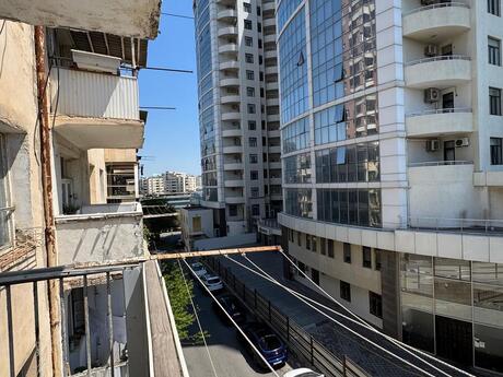 2 otaqlı mənzil, 60 m², Elmlər Akademiyası: 150 000 ₼ 5