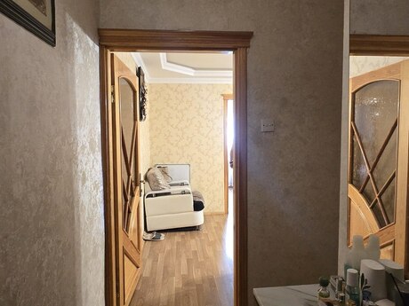 3 otaqlı köhnə tikili - Xırdalan - 75 m²