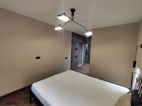 2 otaqlı köhnə tikili - Əhmədli m. - 64 m²