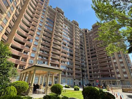 Elan №6118161 - Bakı, Gənclik m., 3 otaqlı, 131 m², 4/16 mərtəbə