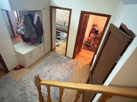 5 otaqlı həyət evi/bağ evi - Biləcəri q. - 240 m²