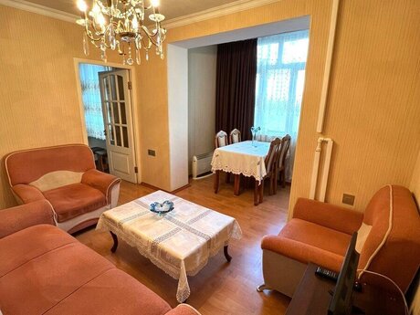 2 otaqlı köhnə tikili - Nəsimi r. - 45 m²