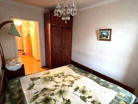 2 otaqlı köhnə tikili - Nəsimi r. - 45 m²