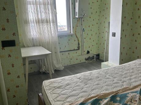 2 otaqlı köhnə tikili - Qara Qarayev m. - 40 m²