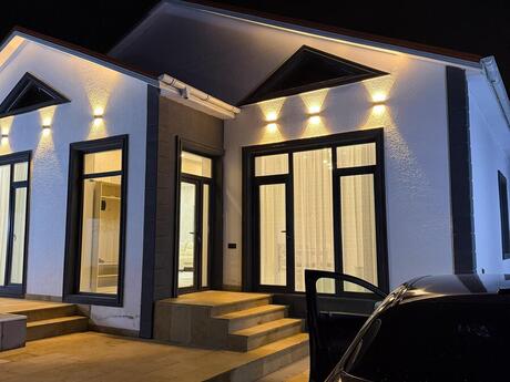 4 otaqlı həyət evi/bağ evi - Şüvəlan q. - 200 m²