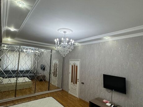 1 otaqlı yeni tikili - Azadlıq Prospekti m. - 60 m²