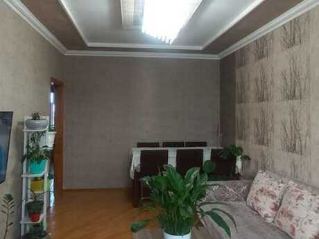 3 otaqlı köhnə tikili - Bakıxanov q. - 88 m²