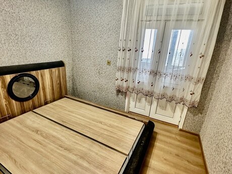 2 otaqlı köhnə tikili - Qara Qarayev m. - 33 m²