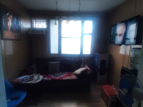 3 otaqlı köhnə tikili - 8-ci mikrorayon q. - 80 m²