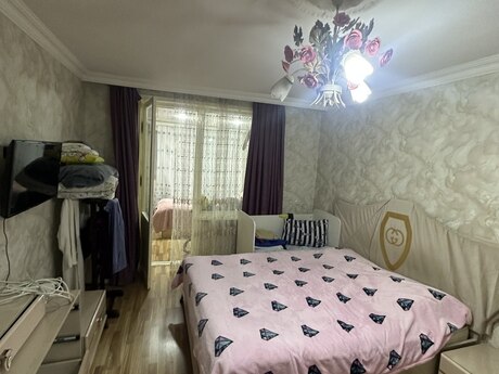 4 otaqlı köhnə tikili - Lökbatan q. - 80 m²