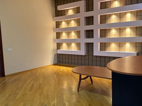 5-комн. офис - м. Кероглу - 260 м²