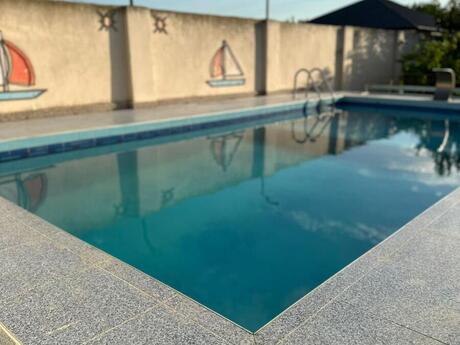 5 otaqlı həyət evi/bağ evi - Binəqədi q. - 200 m²