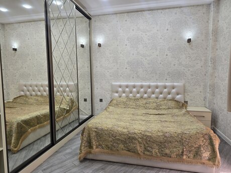 2 otaqlı həyət evi/bağ evi - Buzovna q. - 71 m²