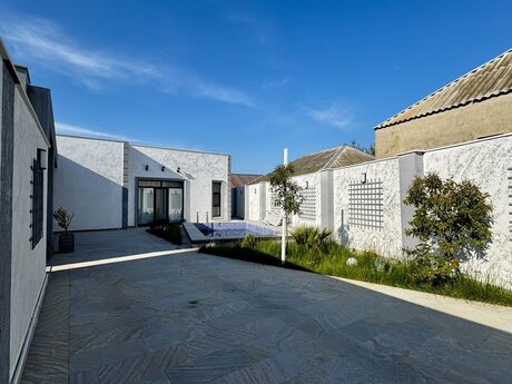4 otaqlı həyət evi/bağ evi - Şüvəlan q. - 170 m²