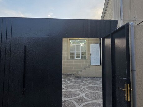 4 otaqlı həyət evi/bağ evi - Binə q. - 100 m²
