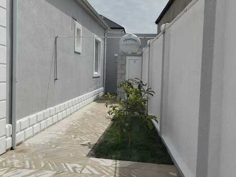 4 otaqlı həyət evi/bağ evi - Şağan q. - 135 m²