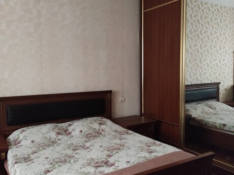 4 otaqlı köhnə tikili - Nəsimi r. - 100 m²