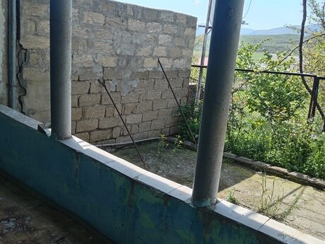 5 otaqlı həyət evi/bağ evi - Xızı - 90 m²