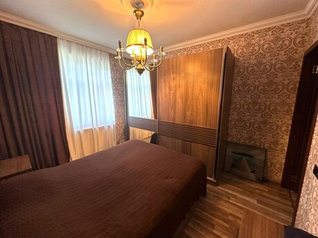 3 otaqlı köhnə tikili - Səbail r. - 75 m²