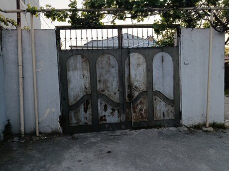 4 otaqlı həyət evi/bağ evi - Əhmədli m. - 110 m²
