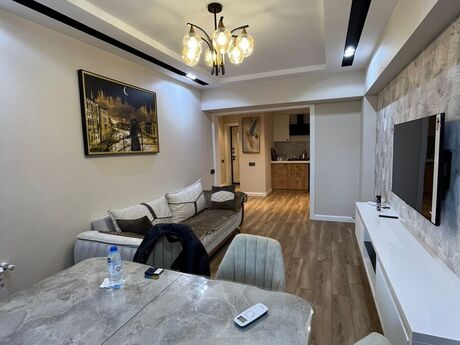 Elan №6118466 - Bakı, 28 May m., 3 otaqlı, 70 m², 6/6 mərtəbə