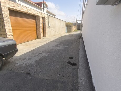 7 otaqlı həyət evi/bağ evi - Novxanı q. - 410 m²