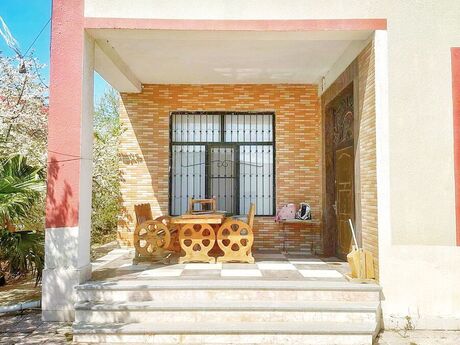 4 otaqlı həyət evi/bağ evi - Nardaran q. - 200 m²