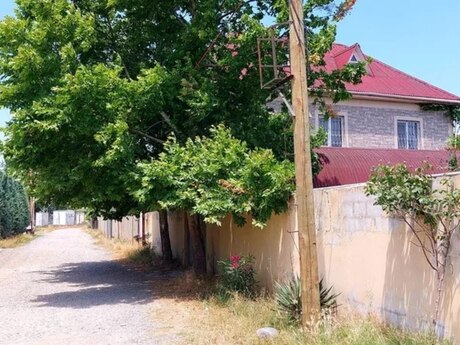 5 otaqlı həyət evi/bağ evi - Xaçmaz - 200 m²