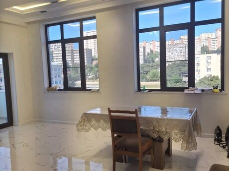 3 otaqlı yeni tikili - Həzi Aslanov m. - 143 m²