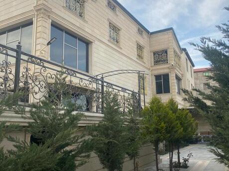 8 otaqlı həyət evi/bağ evi - Köhnə Günəşli q. - 700 m²
