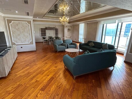 5 otaqlı yeni tikili - Nəsimi r. - 320 m²