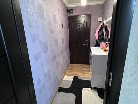 3 otaqlı köhnə tikili - Xalqlar Dostluğu m. - 55 m²