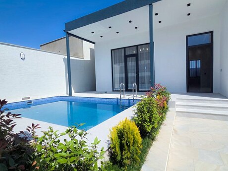 4 otaqlı həyət evi/bağ evi - Şüvəlan q. - 120 m²