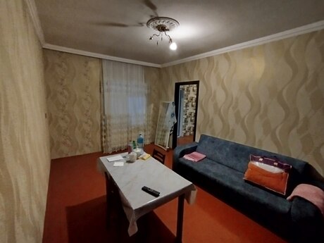 3 otaqlı həyət evi/bağ evi - Biləcəri q. - 75 m²