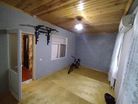 3 otaqlı həyət evi/bağ evi - Biləcəri q. - 75 m²