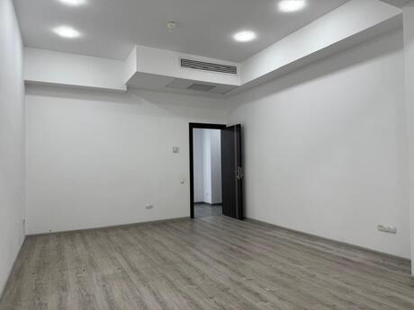 4 otaqlı ofis - Şah İsmayıl Xətai m. - 260 m²