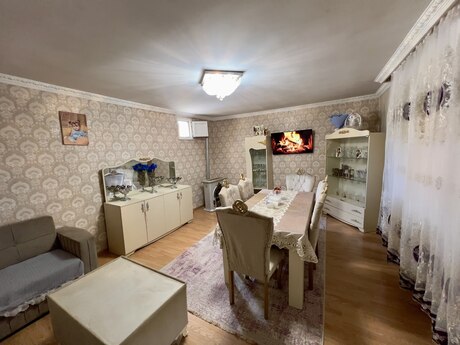 2 otaqlı həyət evi/bağ evi - Sabunçu q. - 90 m²
