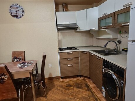 2 otaqlı yeni tikili - Yeni Yasamal q. - 80 m²