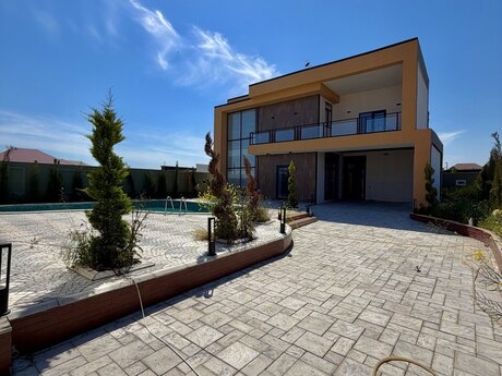 6 otaqlı həyət evi/bağ evi - Şüvəlan q. - 350 m²