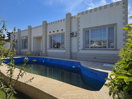 5 otaqlı həyət evi/bağ evi - Mərdəkan q. - 270 m²