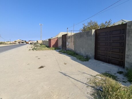 4 otaqlı həyət evi/bağ evi - Puta q. - 135 m²