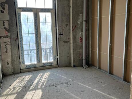 4 otaqlı yeni tikili - Şah İsmayıl Xətai m. - 135 m²