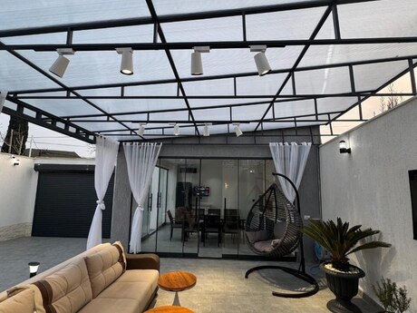 4 otaqlı həyət evi/bağ evi - Mərdəkan q. - 180 m²