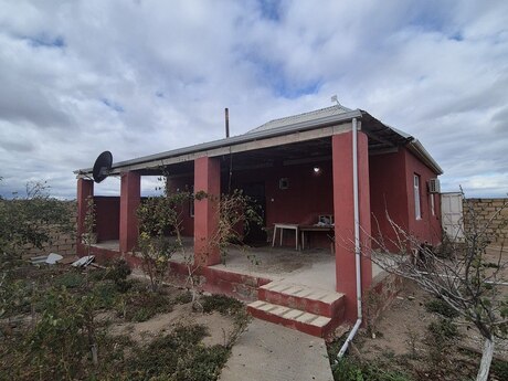 3 otaqlı həyət evi/bağ evi - Sumqayıt - 110 m²
