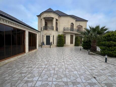 6 otaqlı həyət evi/bağ evi - Mərdəkan q. - 323 m²