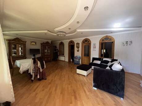 6-комн. дом/дача - пос. Ходжасан - 200 м²