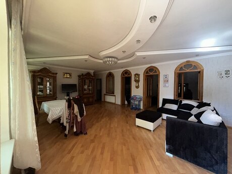 6-комн. дом/дача - пос. Ходжасан - 200 м²