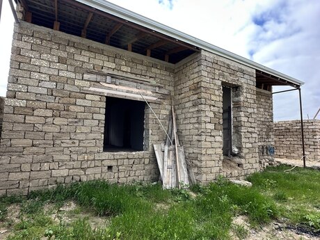 3 otaqlı həyət evi/bağ evi - Buzovna q. - 140 m²