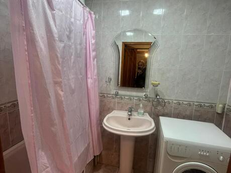 2 otaqlı köhnə tikili - 28 May m. - 55 m²